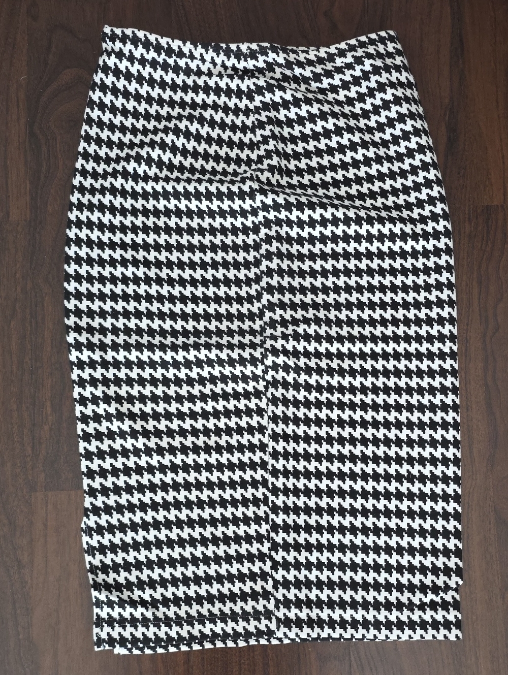 American Apparel Houndstooth Skirt - Black & White